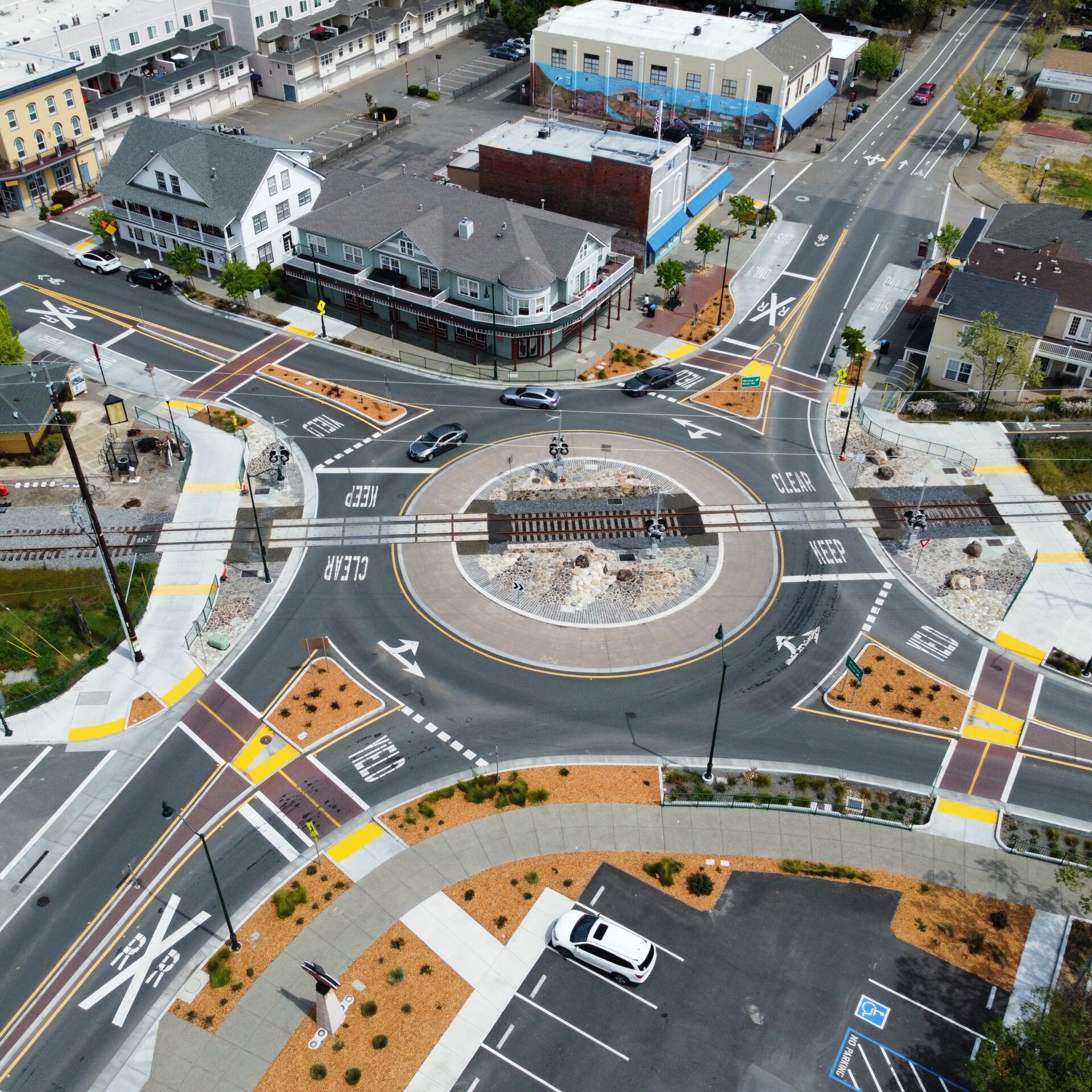 Windsor River Road Improvements and Multi-Use Path Connector, Town of Windsor